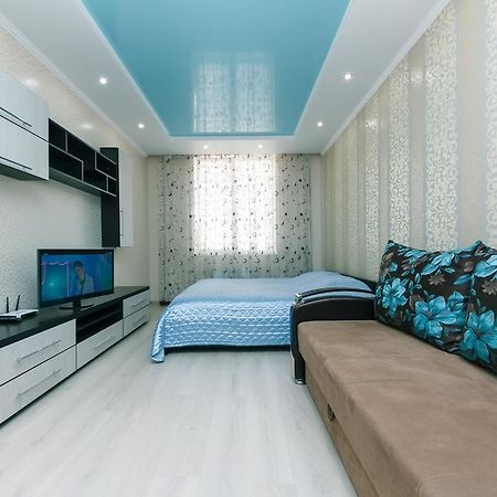 Apartment On Urlovskaya 23A Киев Екстериор снимка
