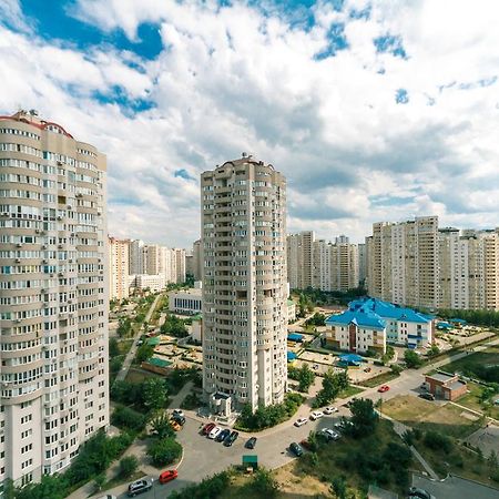 Apartment On Urlovskaya 23A Киев Екстериор снимка