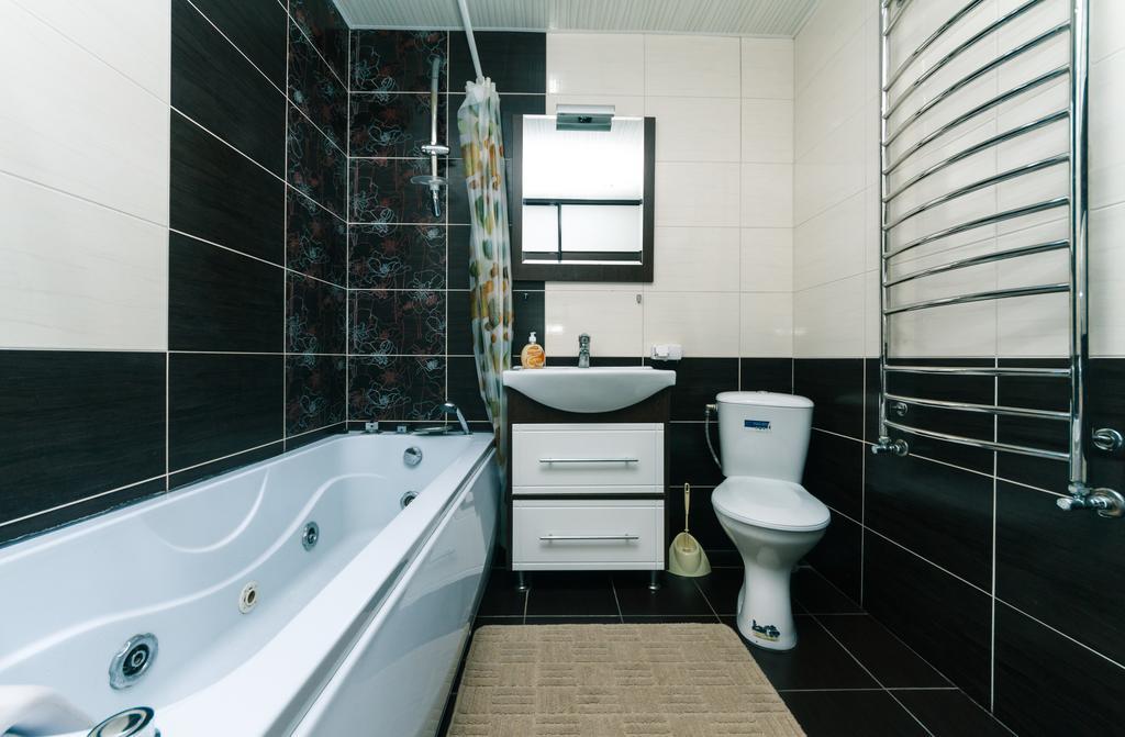 Apartment On Urlovskaya 23A Киев Екстериор снимка